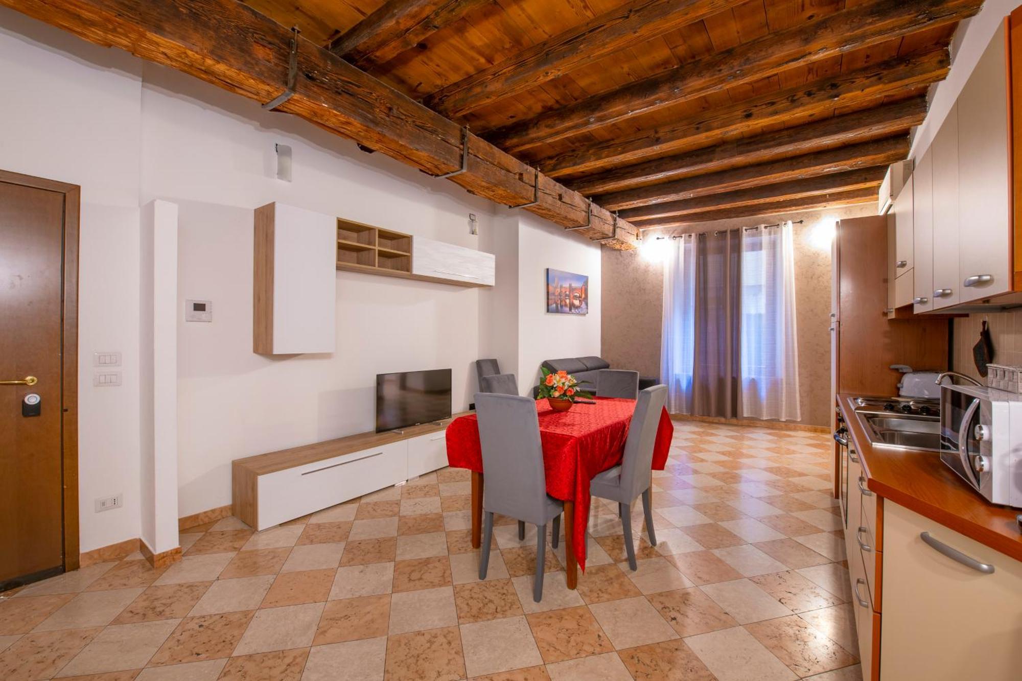 Palace Home Mazzini Verona Center Exterior foto